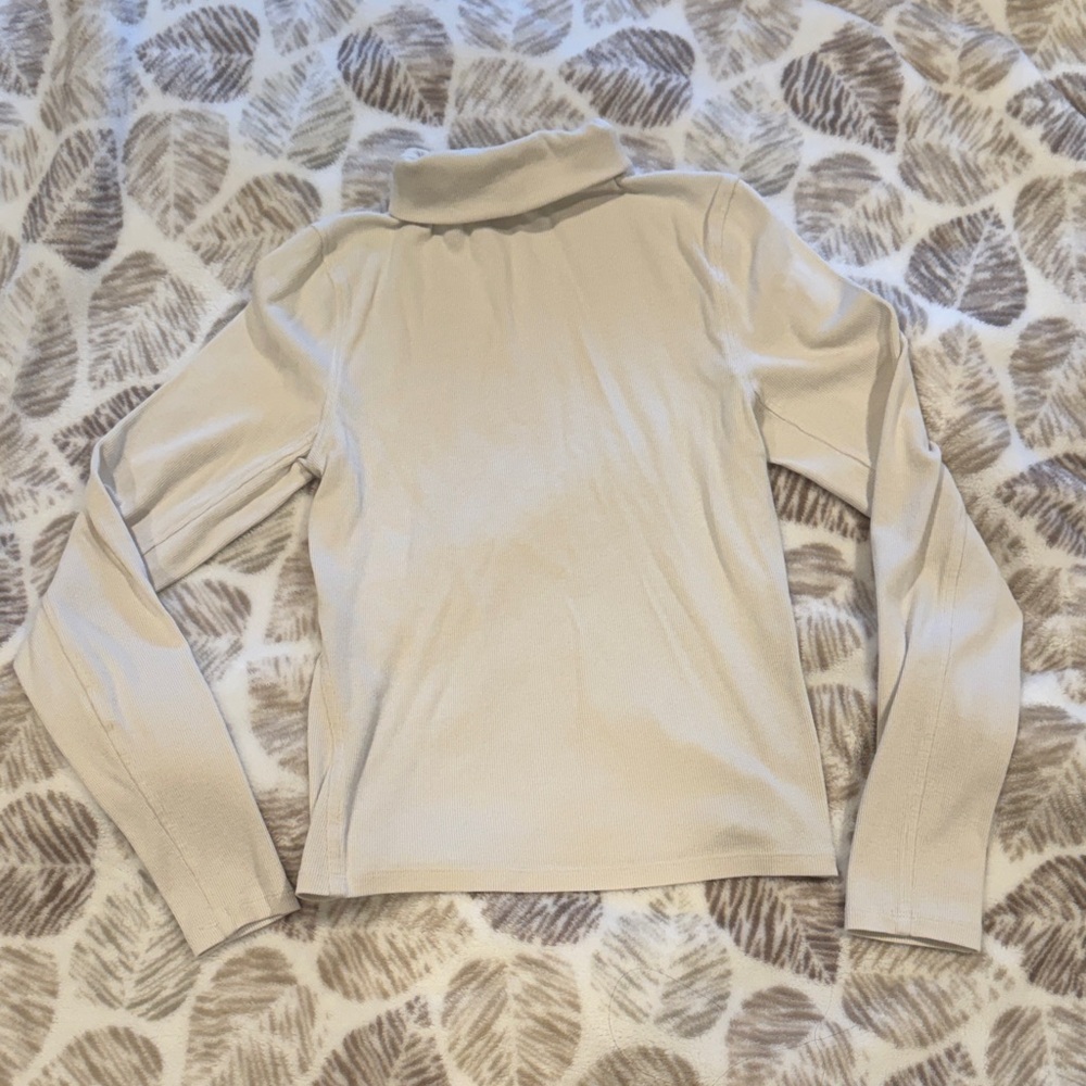 Lululemon Turtleneck Longsleeve